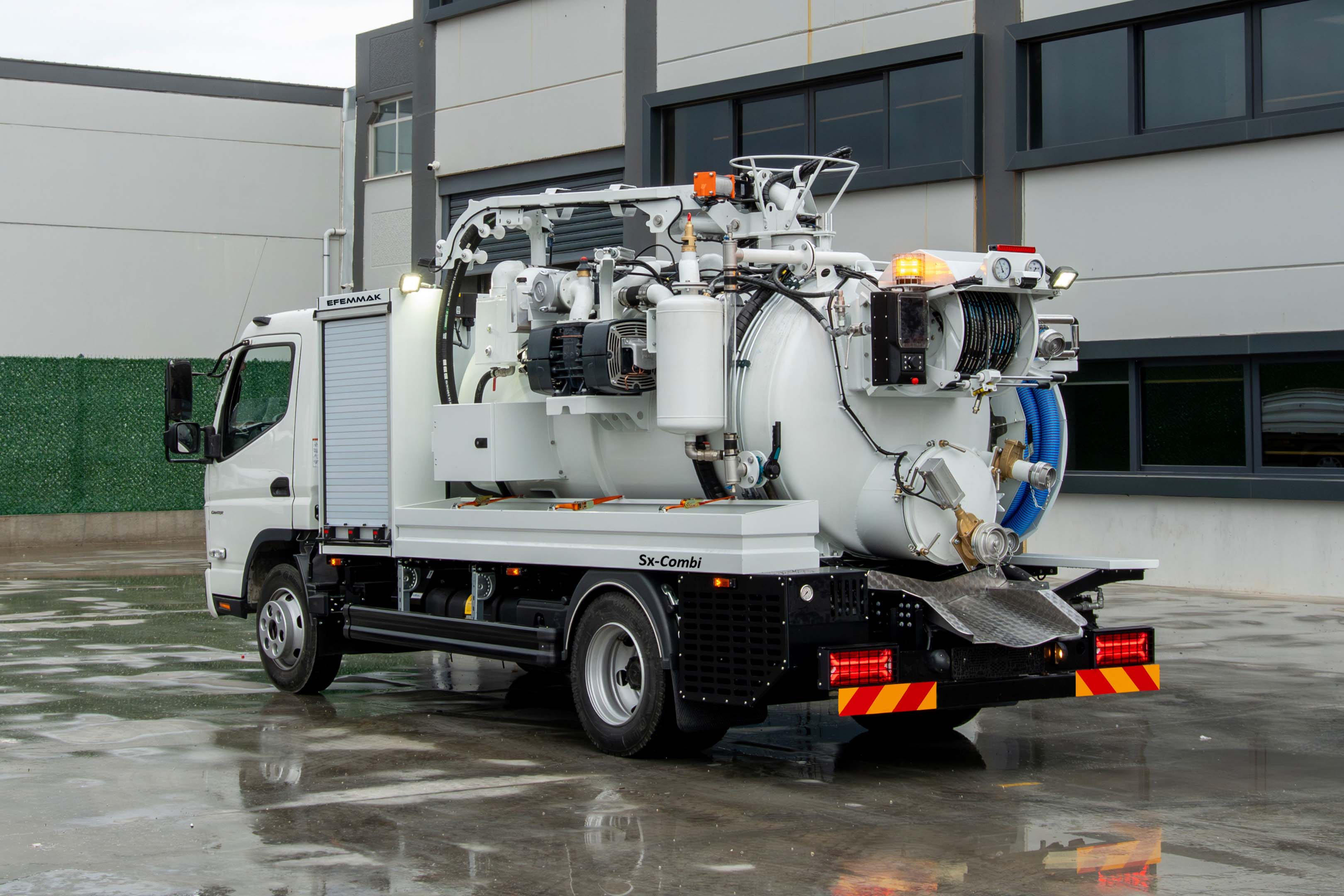 Combined Sewer Jetting and Cleaning